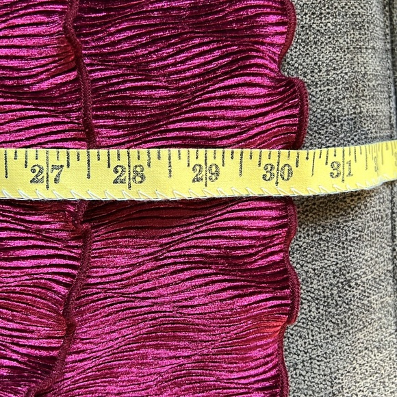 New Rare Editions Long Sleeve Textured Velvet Tiered Dress Size 8 Color Burgundy - Picture 9 of 14